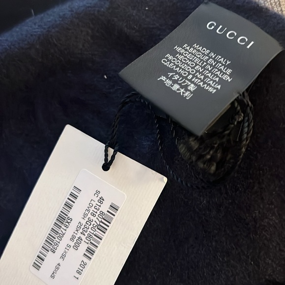 GUCCI NWT Navy LOVED SCARF Cashmere 72”x9.5” - Picture 7 of 9